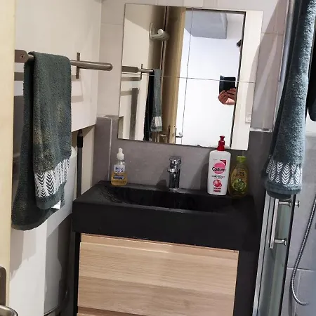 Meuble 27 M² Nîmes